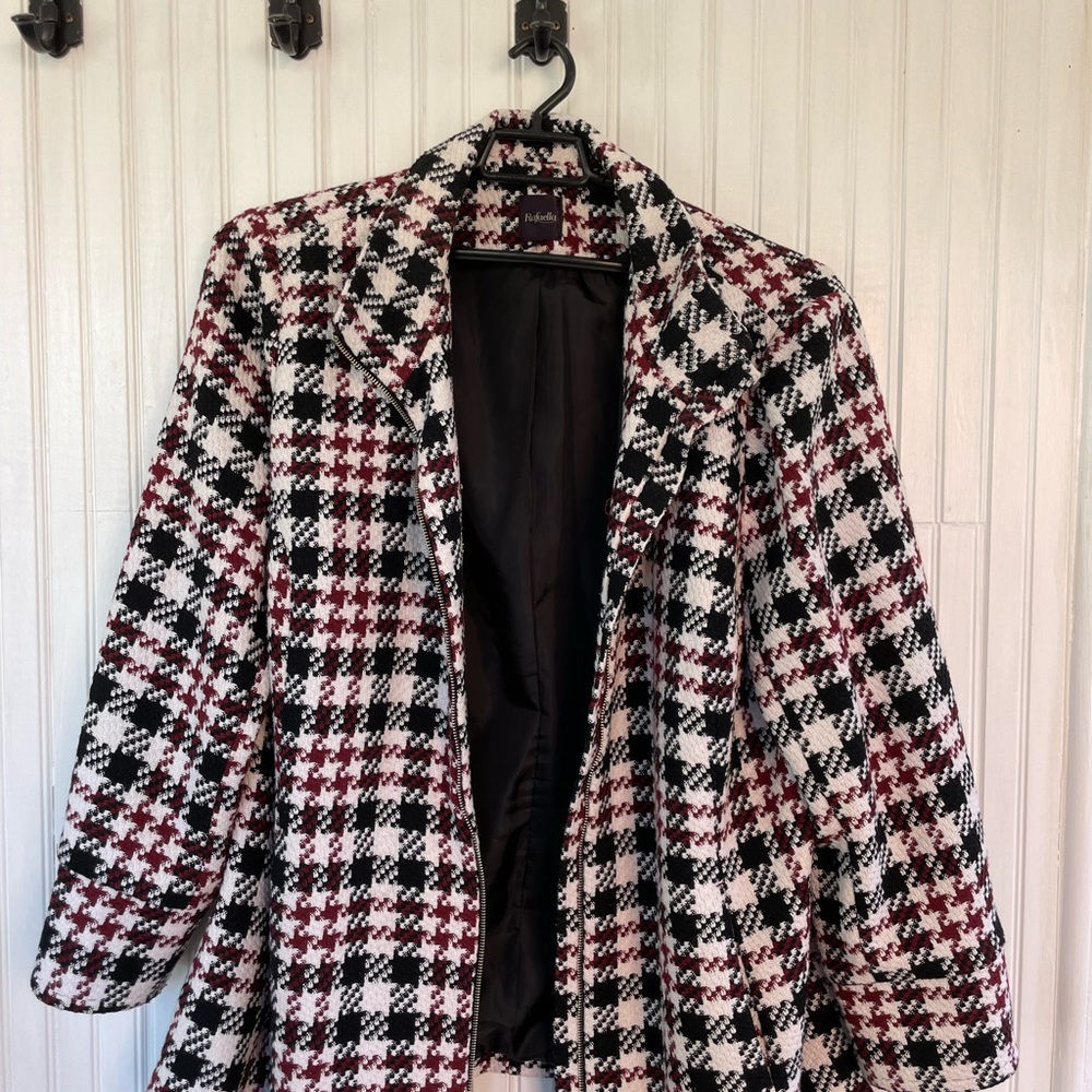 3X Houndstooth Coat, Barely Worn, Zip Closure